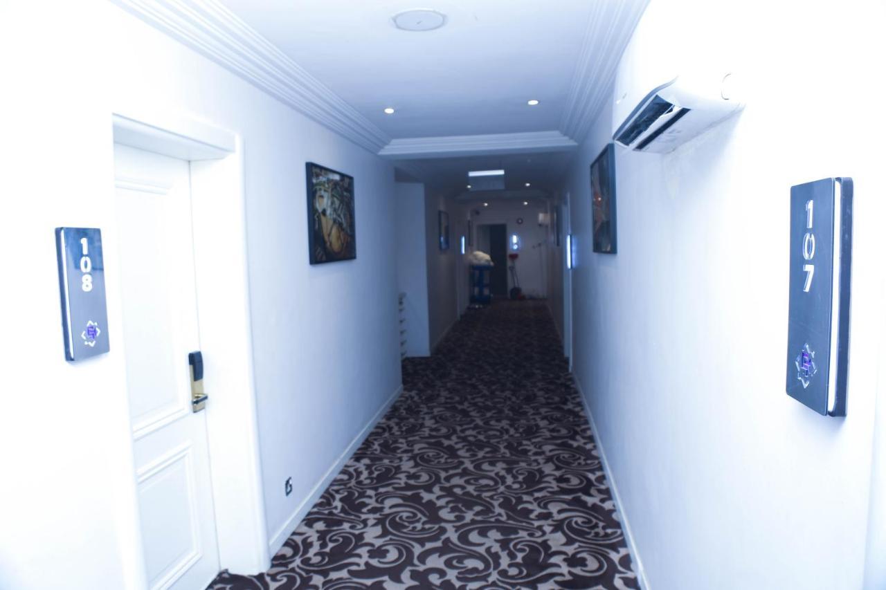 Summerset Continental Hotel Gana Mobushipe Exterior photo